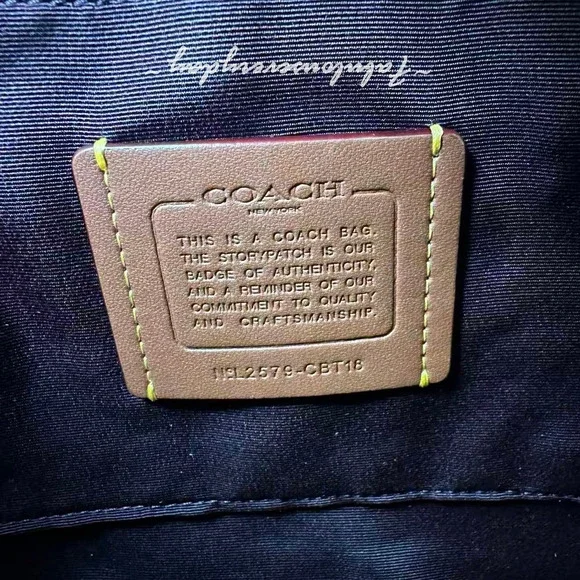 Coach Fiona Zip Tote Bag In Signature Canvas/Gold/Walnut/Black CBT18 NWT - Picture 8 of 8